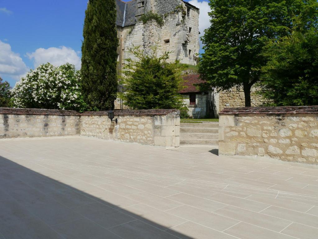 Logis Auberge De Crissay Екстер'єр фото